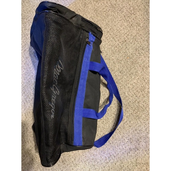 Vintage MacGregor 90s Duffle Gym Bag Black & Blue Nylon Approx. 10” x 17” x 8” - Picture 1 of 7